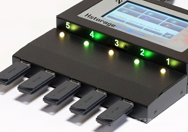 USB3.0移動硬盤拷貝機