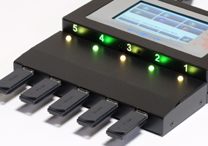 便攜式M.2硬盤拷貝機(jī) 速度、性能實測: 多個裝置同時復(fù)制